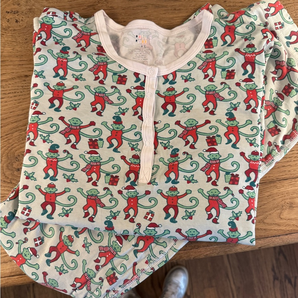 Roller Rabbit Christmas pajamas. Size XS. Good used condition.
